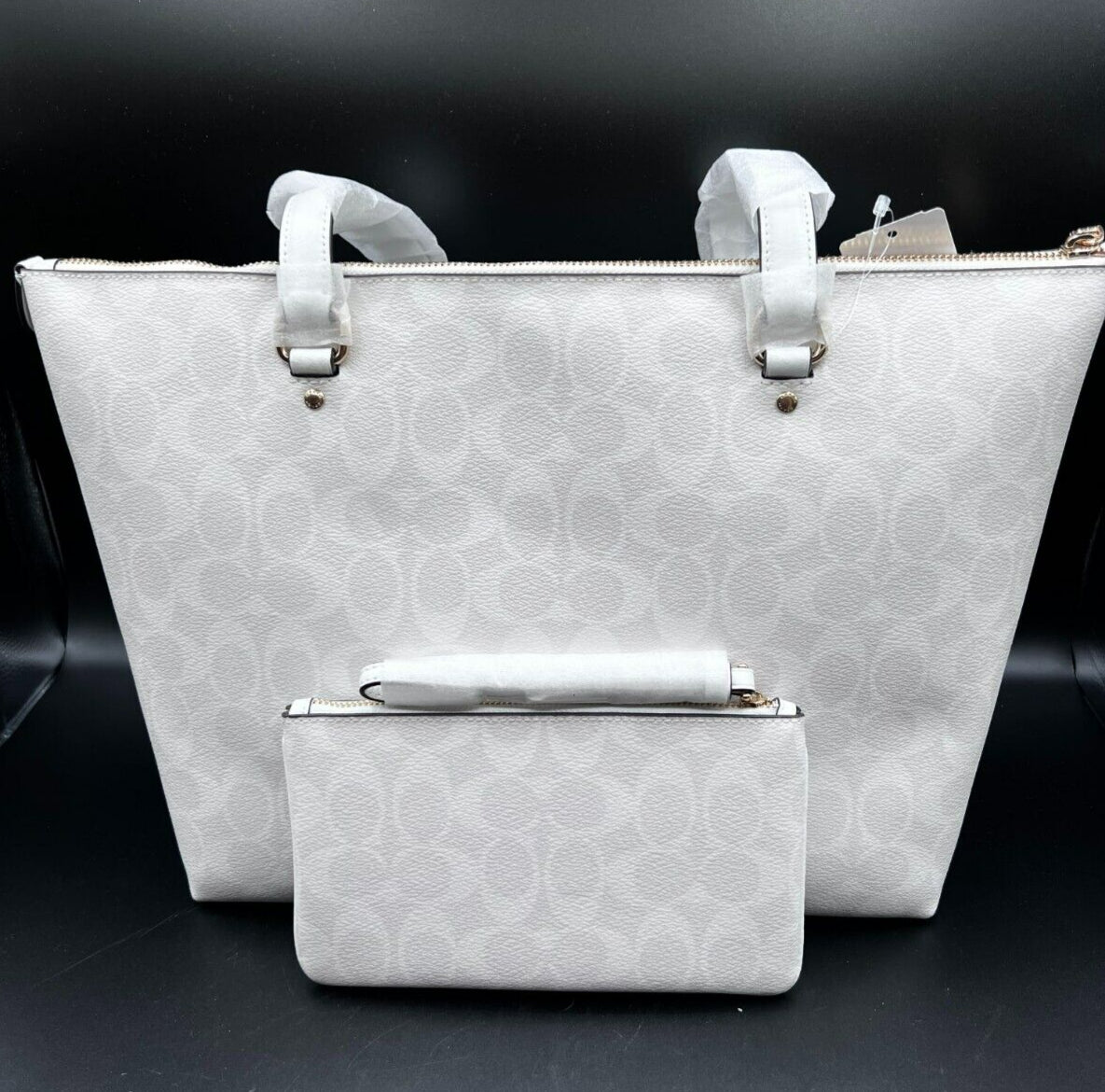 COACH Glacier White Gallery Tote & Wristlet Set-Designer For Days